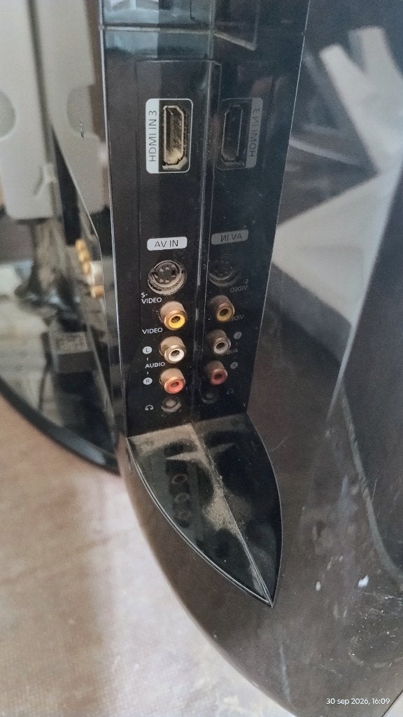 Foto 4 van Samsung tv doet het nog heel goed.