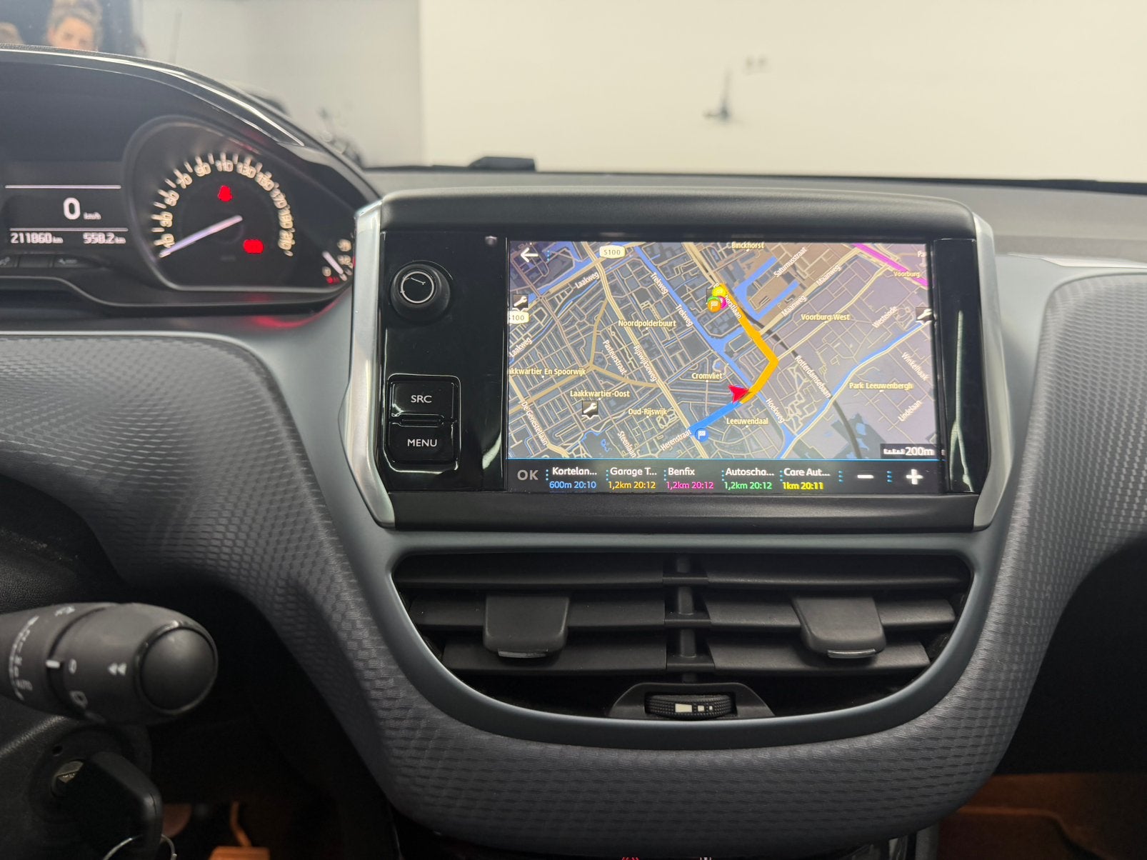 Foto 12 van Peugeot 208 1.2 VTI 81KW/110PK 5-D 2017 bezorgen mogelijk!!