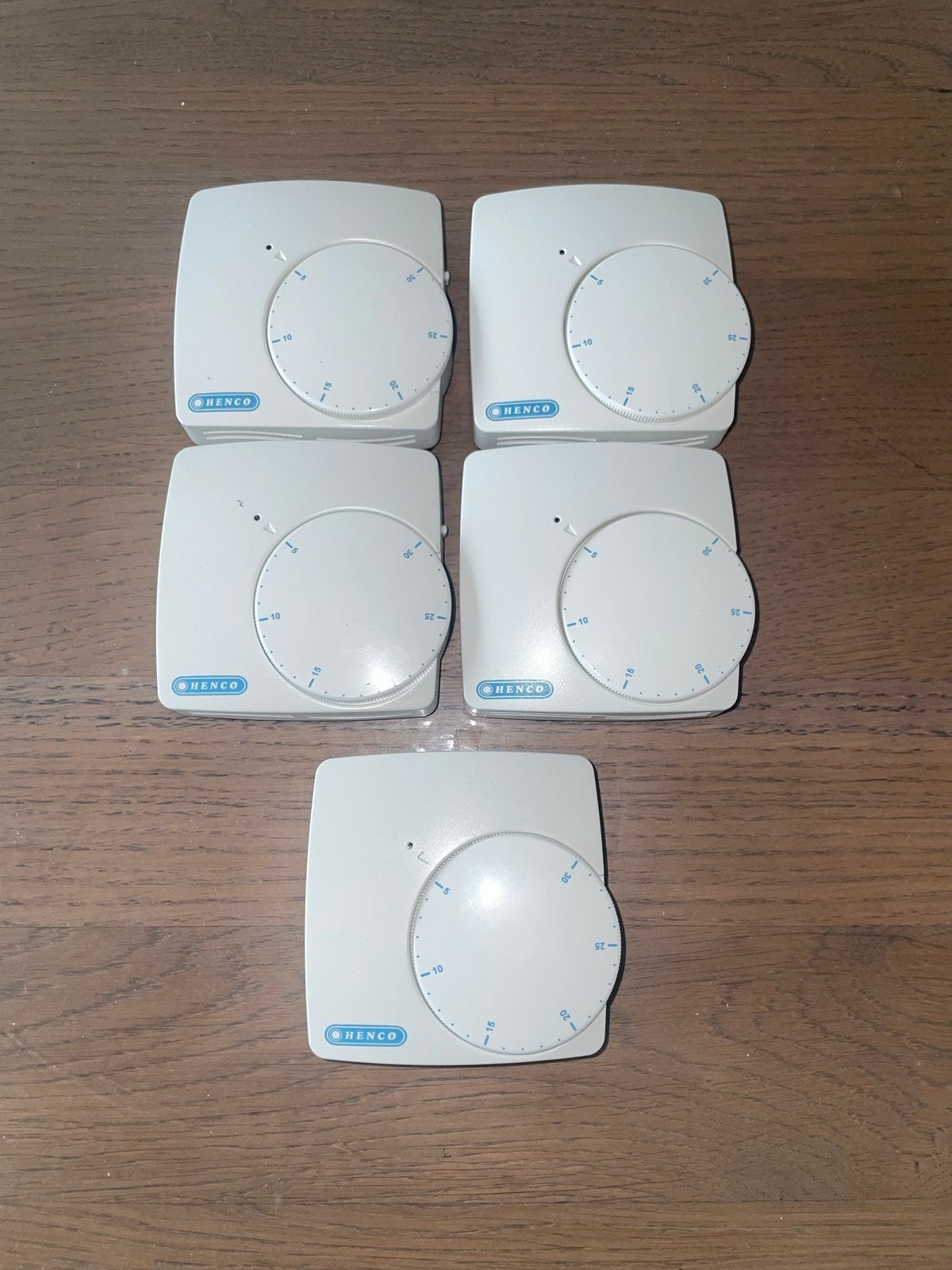 Henco UFH-THERM24V-W Vloerverwarming Thermostaat nog 2!, Gebruikt, Minder dan 30 cm, Overige typen, Minder dan 60 cm