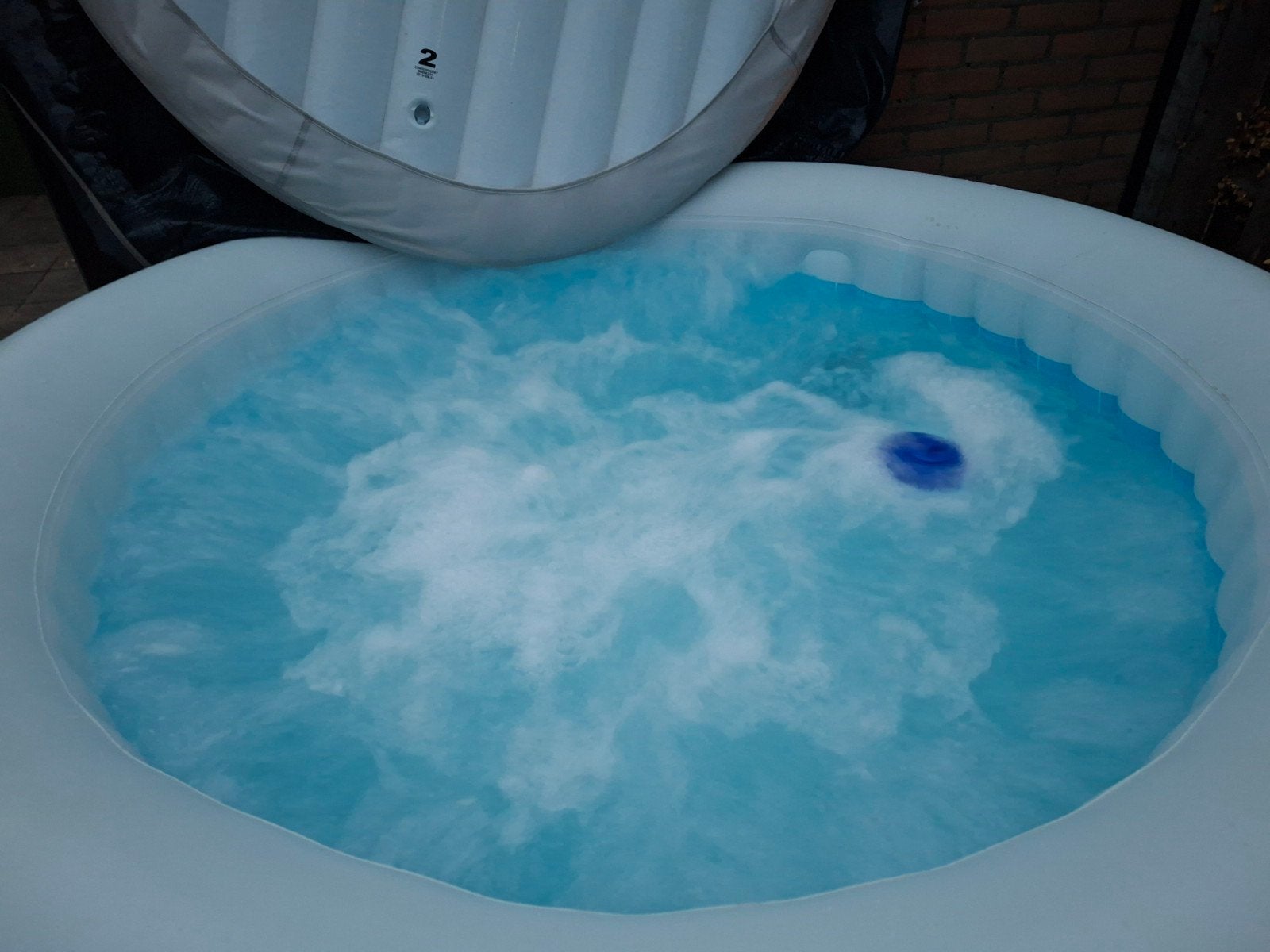 Opblaasbare Jacuzzi - Zo goed als nieuw, Ophalen of Verzenden, Zo goed als nieuw, Filter, Opblaasbaar