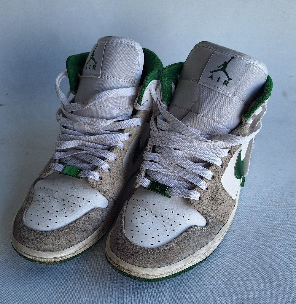 Air Jordan Mid1 groen wit, Kleding | Heren, Schoenen, Wit, Air Jordan, Ophalen of Verzenden, Sneakers of Gympen