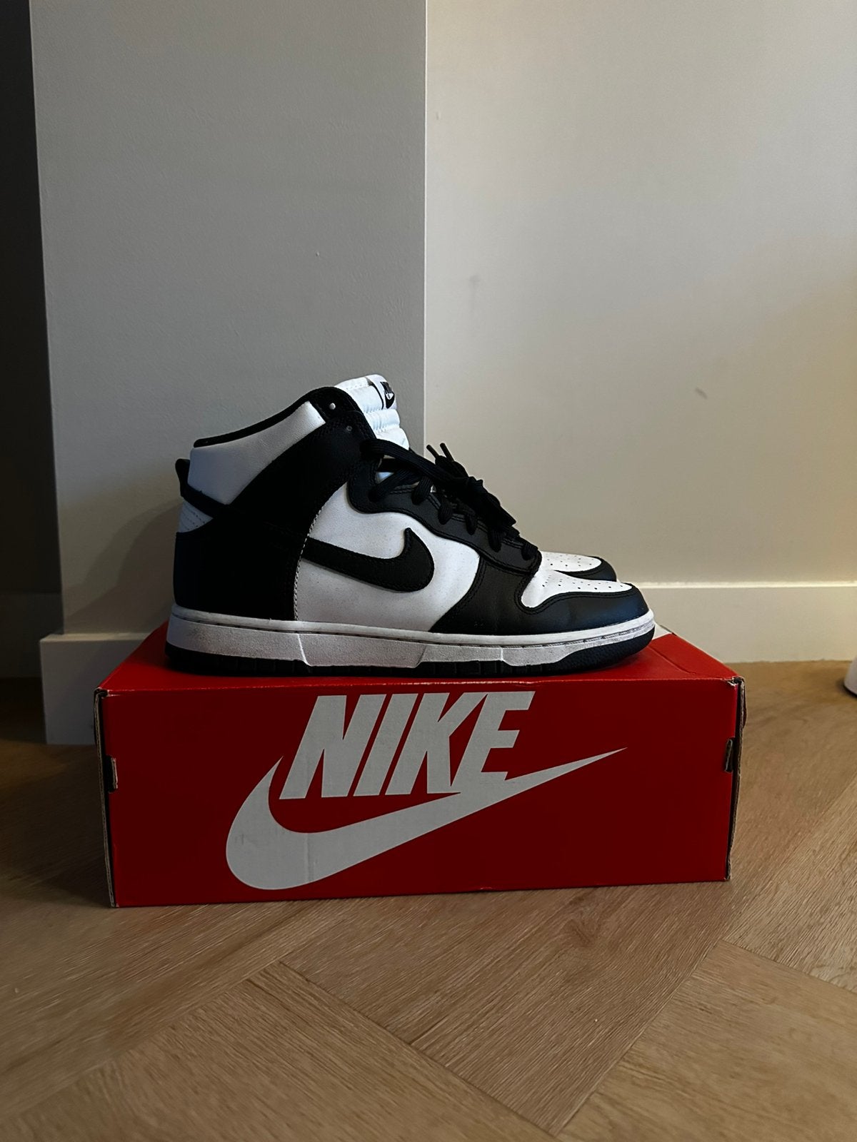 Nike Dunk HI Retro- Zwart/Wit, Kleding | Heren, Ophalen of Verzenden, Zo goed als nieuw, Zwart