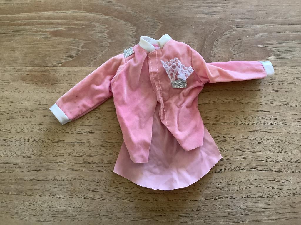 Barbie jasje, Ophalen of Verzenden, Gebruikt, Kleertjes