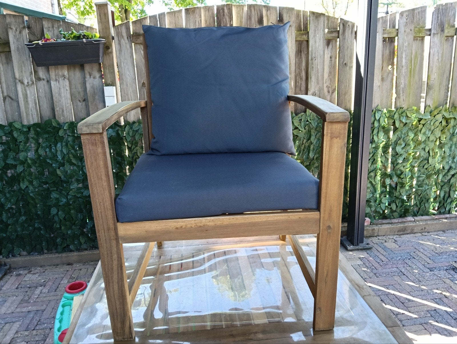 te koop 4 houten tuinstoelen 225 euro, Ophalen, Zo goed als nieuw, Hout, 4 zitplaatsen