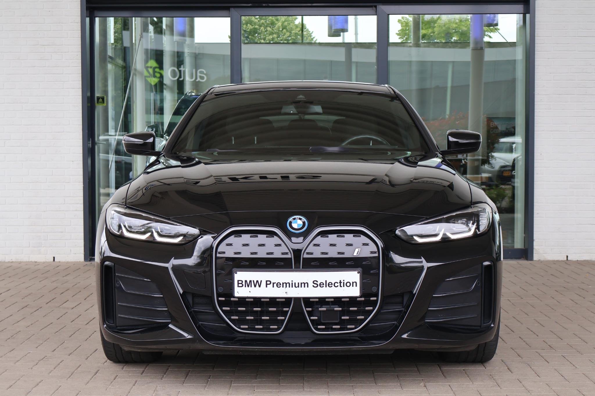 BMW i4 eDrive40 84 kWh | M-Sport | Head-Up | Stoelverwarming, Auto's, Achterwielaandrijving, Met garantie (alle), 84 kWh, 2025 kg