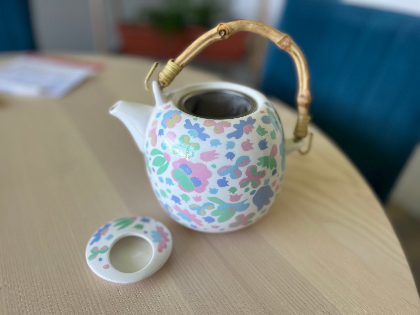 Theepot met zeefje, Zo goed als nieuw, Meerkleurig, Overige materialen, Overige merken