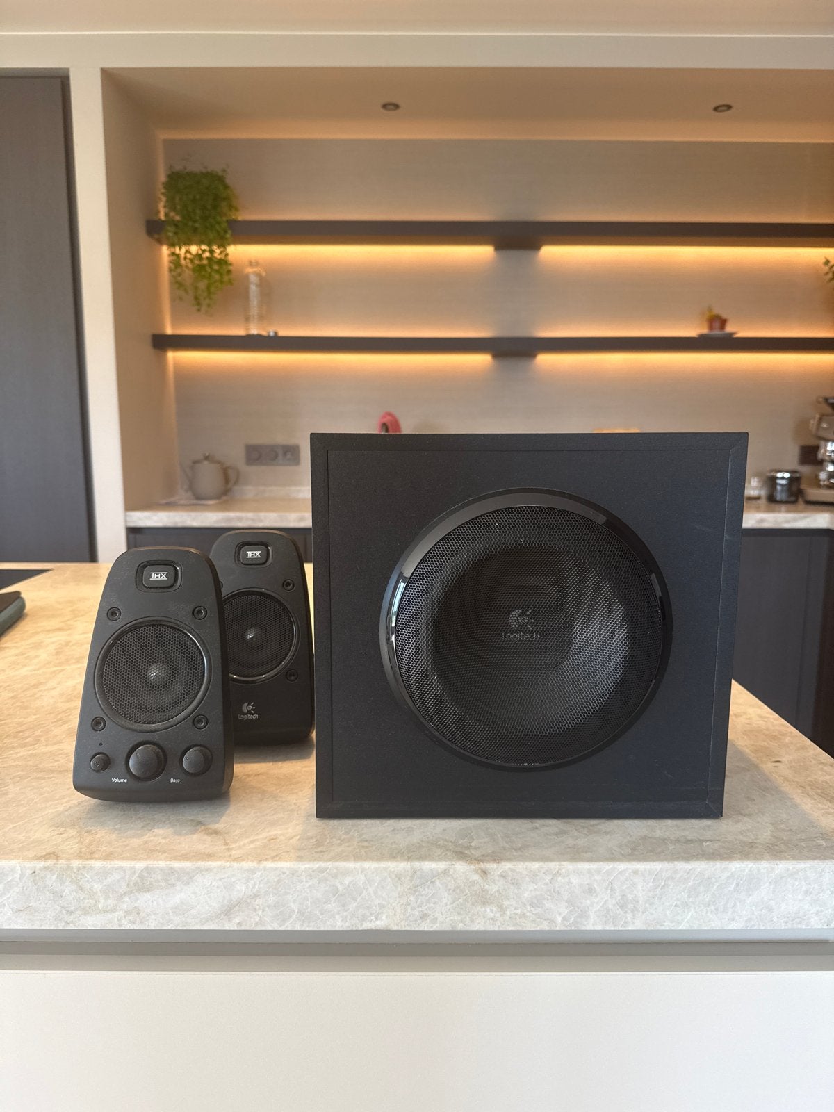 Logitech Z623 THX 2.1 Speakerset met Subwoofer, Ophalen, Zo goed als nieuw, Audiokanaal 2.1