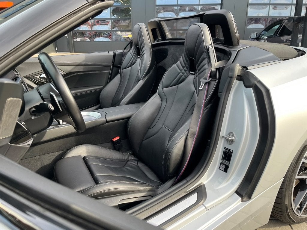 Foto 12 van BMW Z4 Sdrive20i 197pk Aut 2021 M Sport Grijs FULL OPTIONS