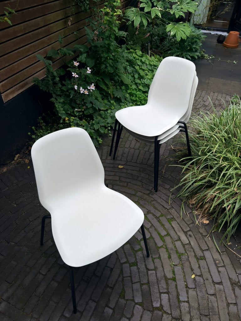 4x IKEA LEIFARNE stoel wit met zwart onderstel – stapelbaar, Ophalen, Gebruikt, Wit, Vier