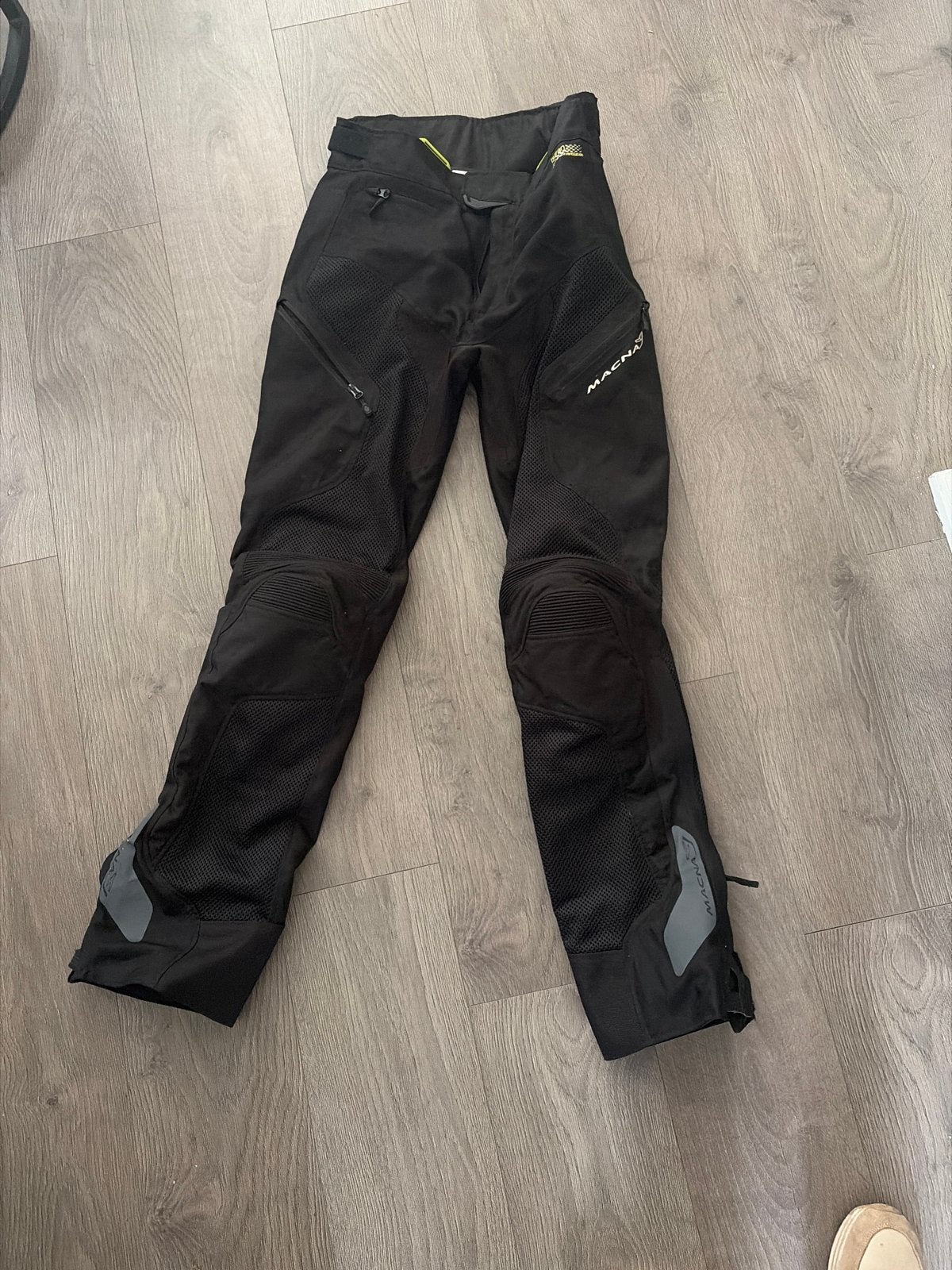 Macna Buran motorbroek - Maat M (EU 50), Ophalen, Zo goed als nieuw, Maat 48/50 (M), Zwart
