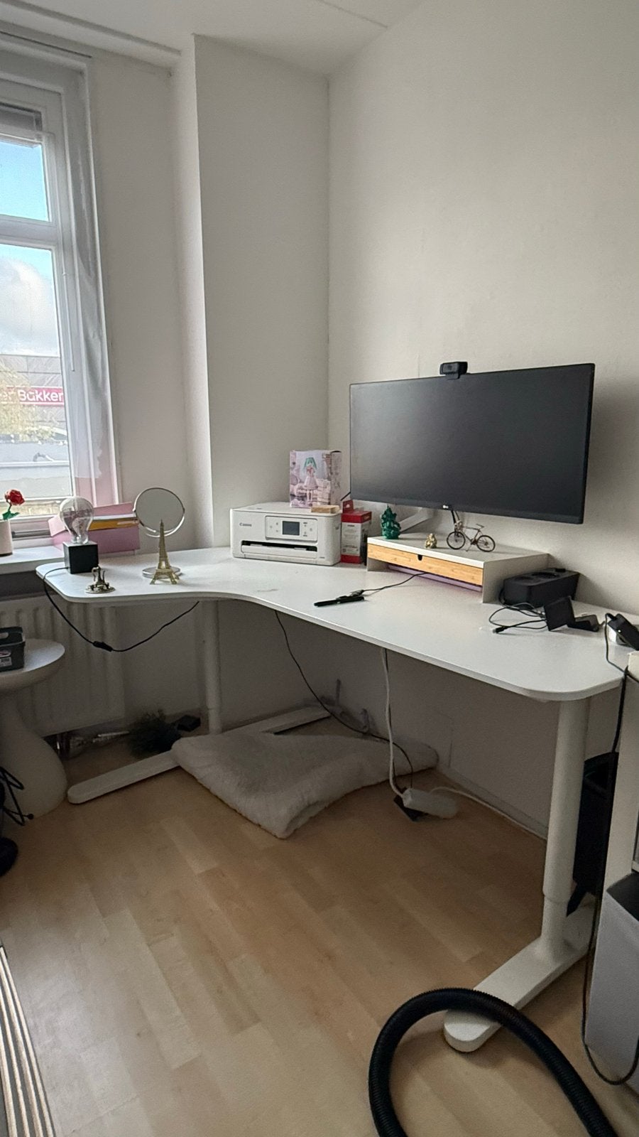 IKEA BERKANT verstelbaar hoekbureau, Gebruikt, Spaanplaat of MDF, Hoekbureau, In hoogte verstelbaar
