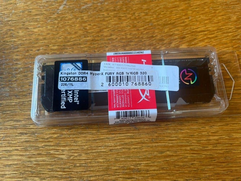 16GB DDR4 RAM (HyperX Fury RGB HX432C16FB3A/16), Computers en Software, RAM geheugen, DDR4, Ophalen of Verzenden, Zo goed als nieuw