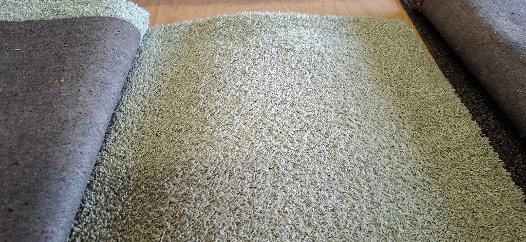 tapijt BEIGE hoogpolig met rug, goed geluid isolerend, Beige, 200 cm of meer, Ophalen of Verzenden, Zo goed als nieuw