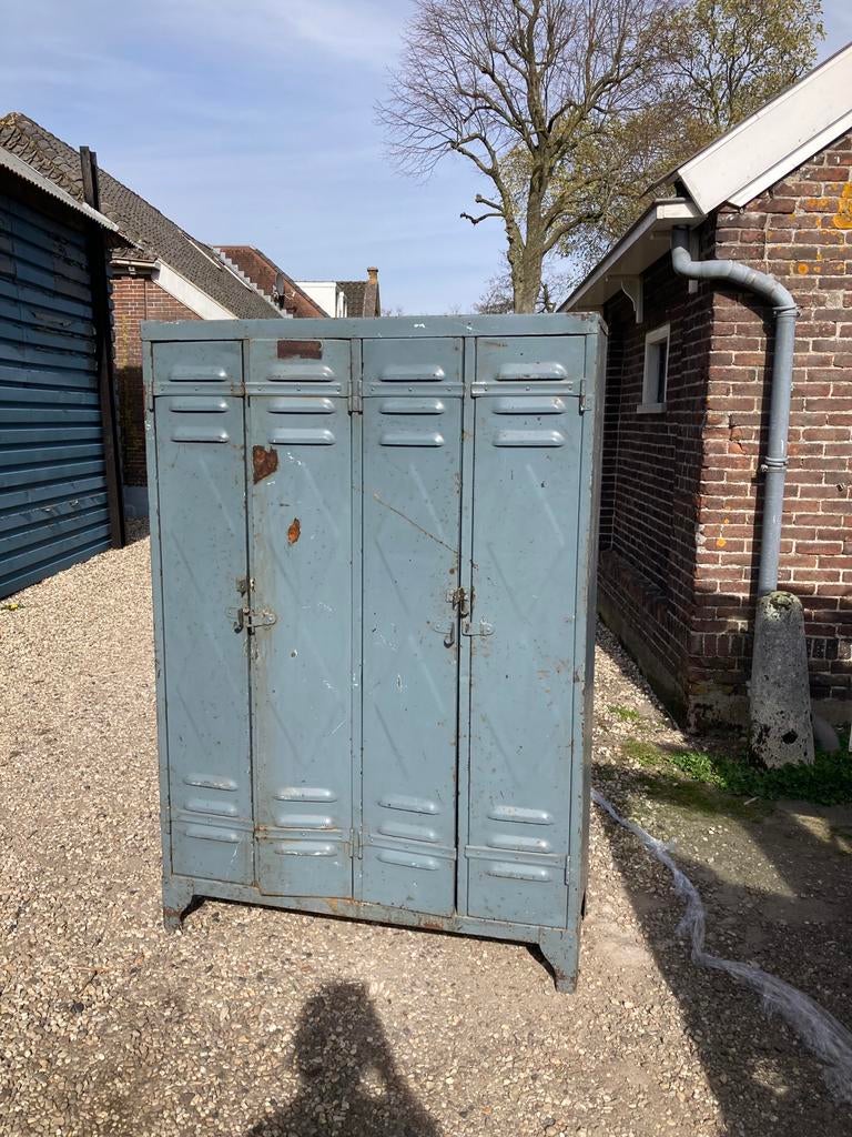 Vintage metalen lockerkast - Industriële stijl, Huis en Inrichting, Kasten | Lockerkasten, Ophalen, Gebruikt