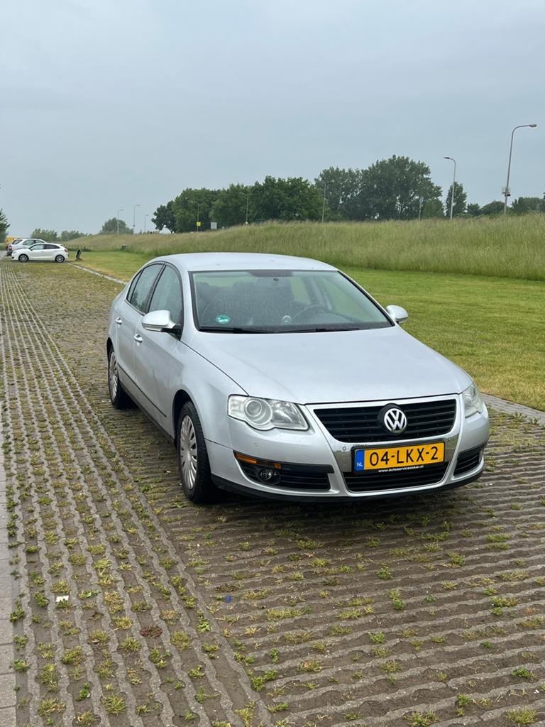 Volkswagen Passat 1.4 TSI 90KW BlueMotion Navi NIEUWE APK, Auto's, Voorwielaandrijving, 1328 kg, 4 cilinders, 122 pk