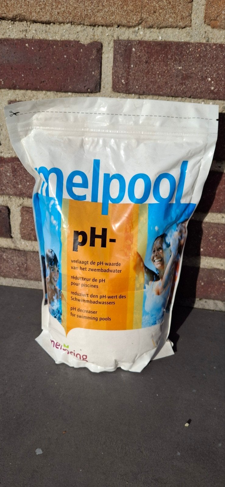 Melpool pH- poeder 2 kg - Verlaagt pH-waarde zwembad, Ophalen of Verzenden, Nieuw, Reinigingsmiddel