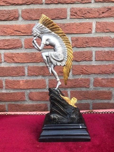 Weens brons, danseres met verentooi, Antiek en Kunst, Gemerkt, Ophalen of Verzenden, Brons, Beeld