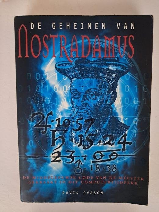 De Geheimen van nostradamus -David Ovason--, Ophalen of Verzenden, Zo goed als nieuw, Spiritualiteit algemeen, Overige typen