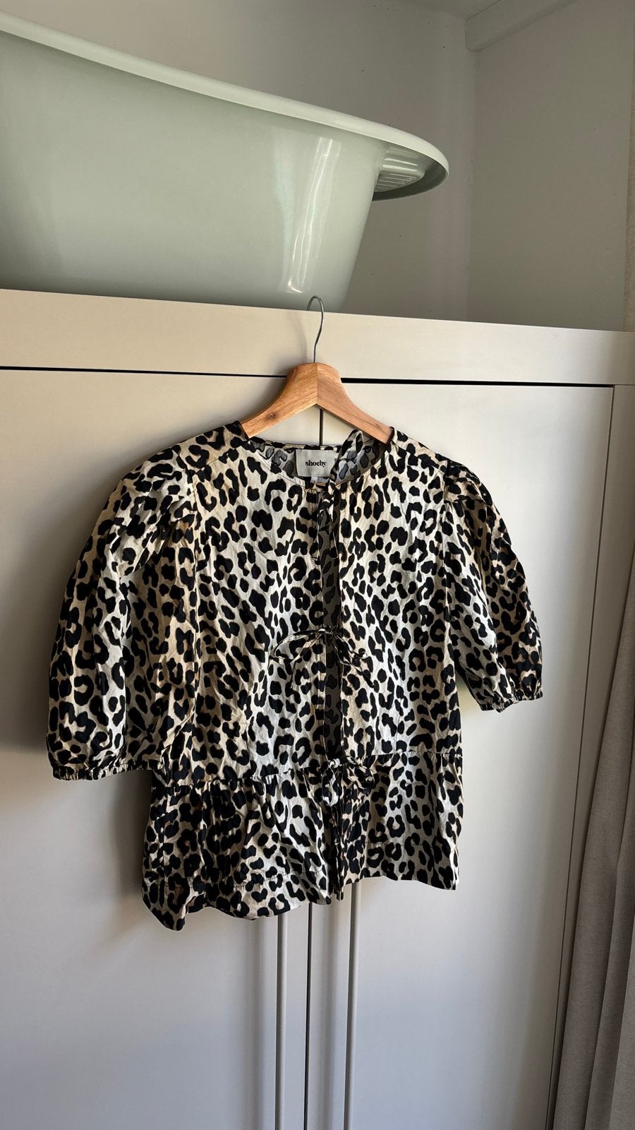 Shoeby blouse met luipaardprint en pofmouwen, Meerkleurig, Maat 42/44 (L), Ophalen of Verzenden, Zo goed als nieuw