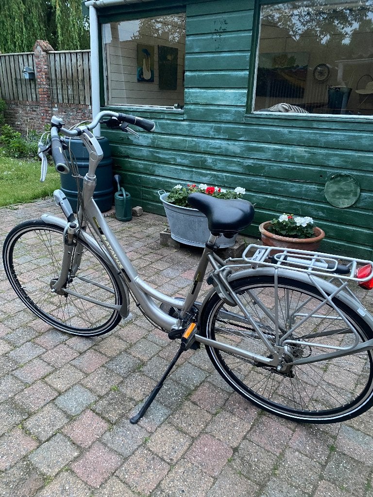 Batavus damesfiets - grijs - goed werkend - 3 versnellingen, Ophalen, Gebruikt, Batavus, (Extra) lage instap