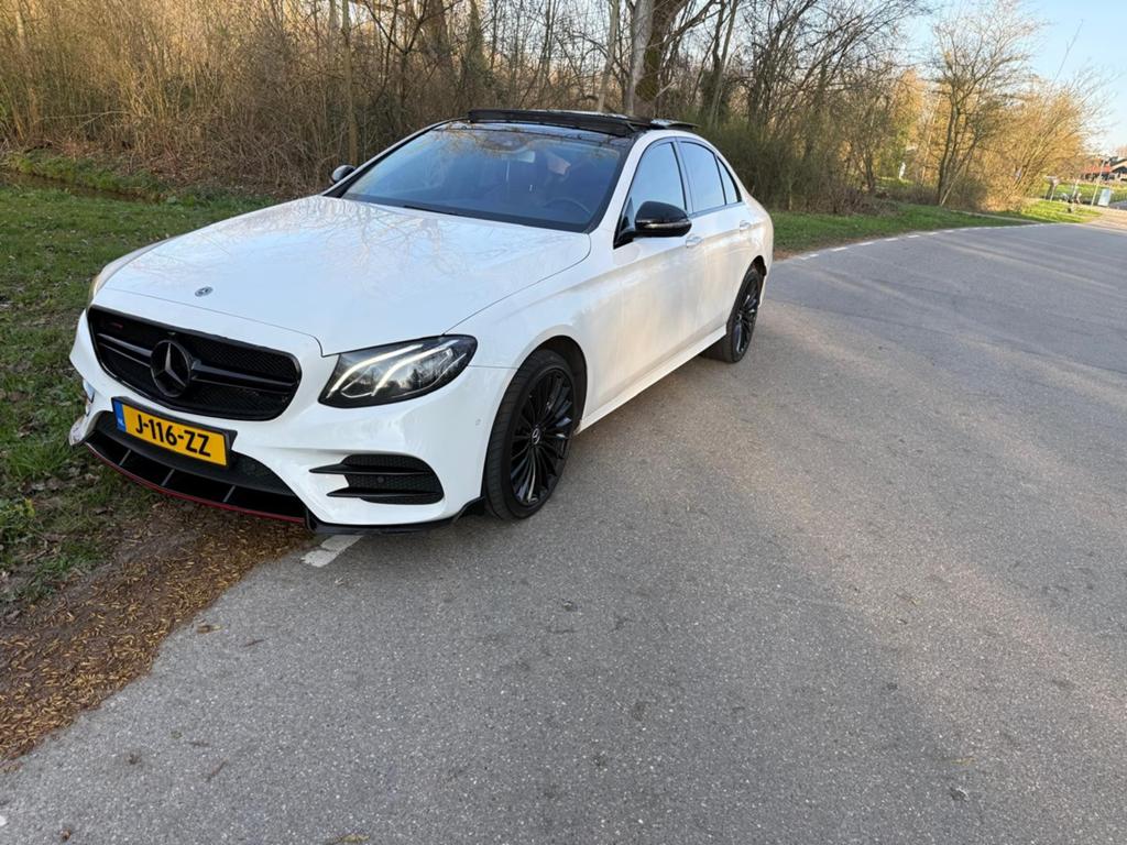 Mercedes-Benz E-Klasse E350 e Plug-in Hybrid 286pk 9G-TRONIC, Auto's, Automaat, Achterwielaandrijving, Lichtsensor, 4 cilinders