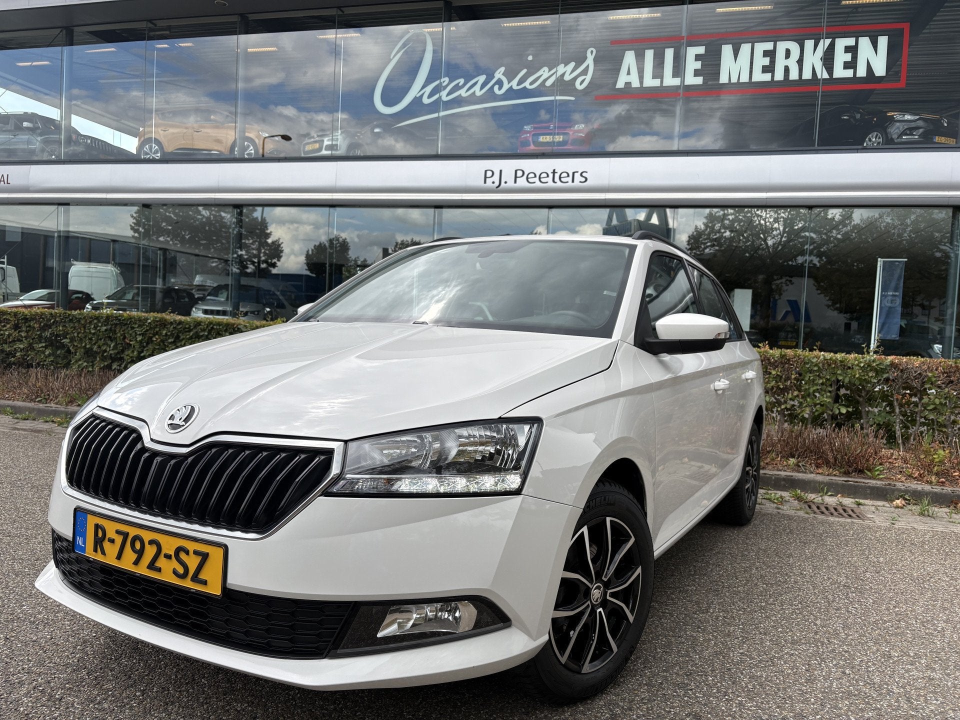 Skoda Fabia Combi 1.0 TSI Ambition Airco - Apple carplay - P, Voorwielaandrijving, Stof, Gebruikt, Euro 6