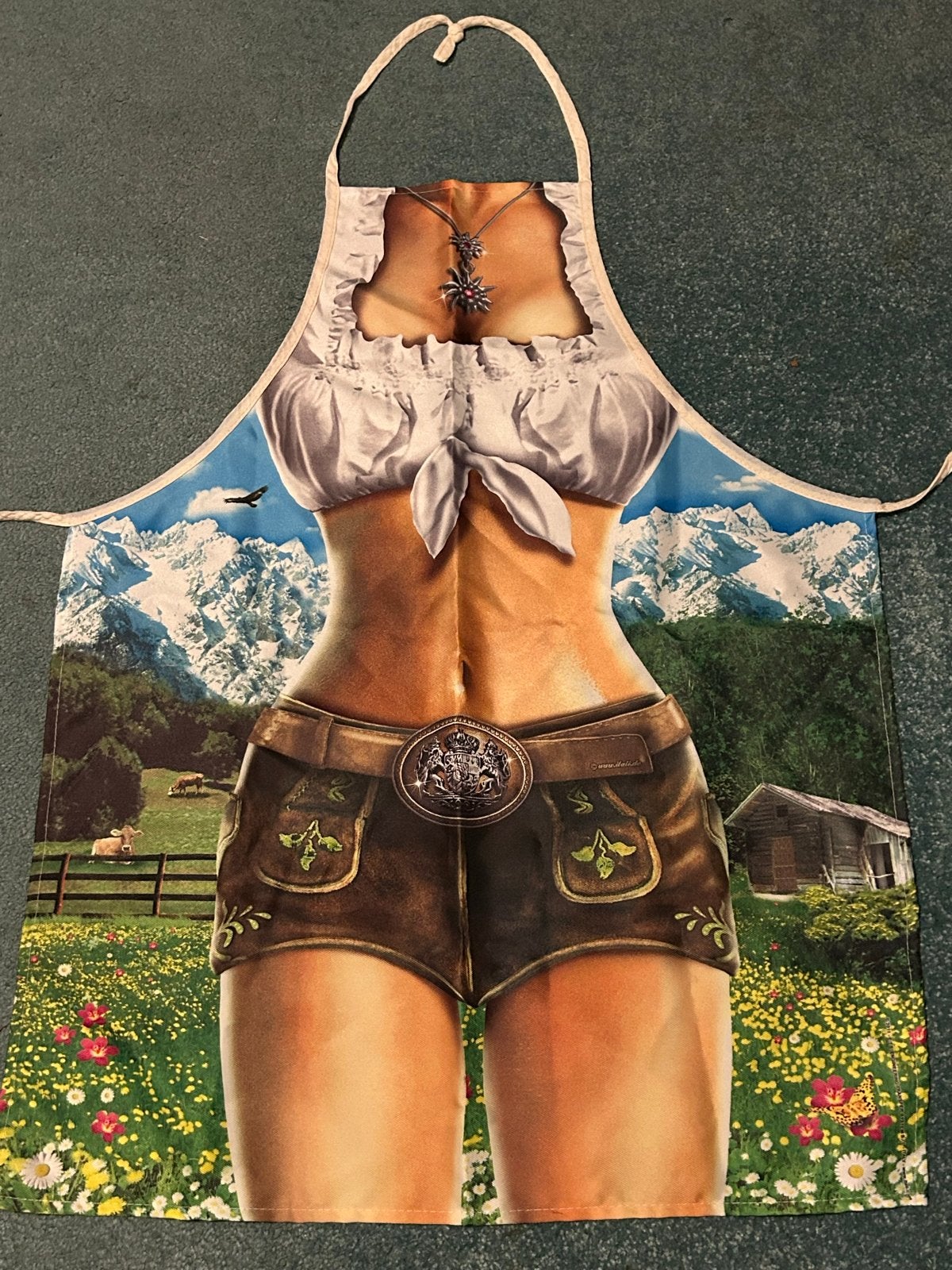 Grappig Schort met Alpenmeisje Design - Nieuw Oktoberfest, Overige typen, Nieuw, Ophalen of Verzenden, Meerkleurig