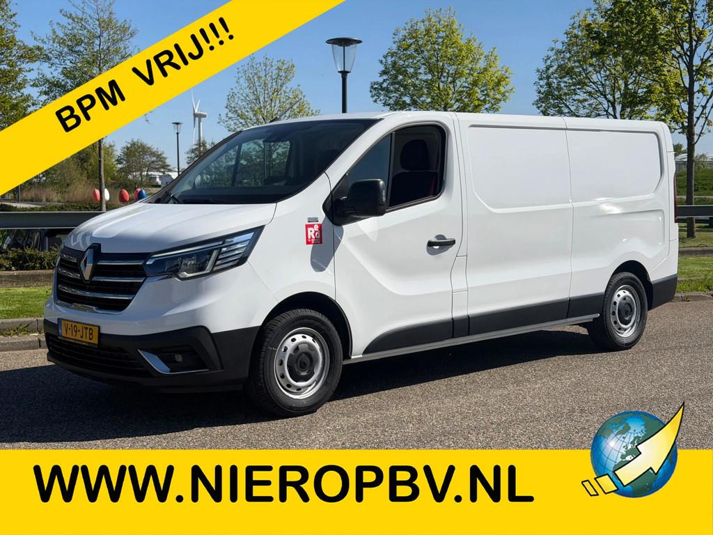 Renault Trafic 2.0DCI L2H1 150PK Airco Cruisecontrol Trekhaa, Voorwielaandrijving, Gebruikt, Euro 6, 4 cilinders
