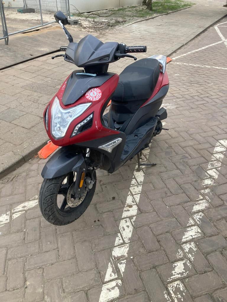 Btc R8 blauw kenteken (Opknappertje), Ophalen, Gebruikt, Benzine, 50 cc