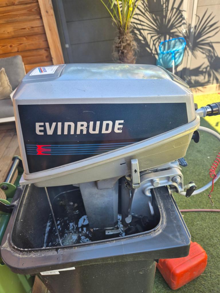 Evinrude 8pk 2-takt buitenboordmotor, Ophalen, Gebruikt, 5 tot 10 pk, Buitenboordmotor