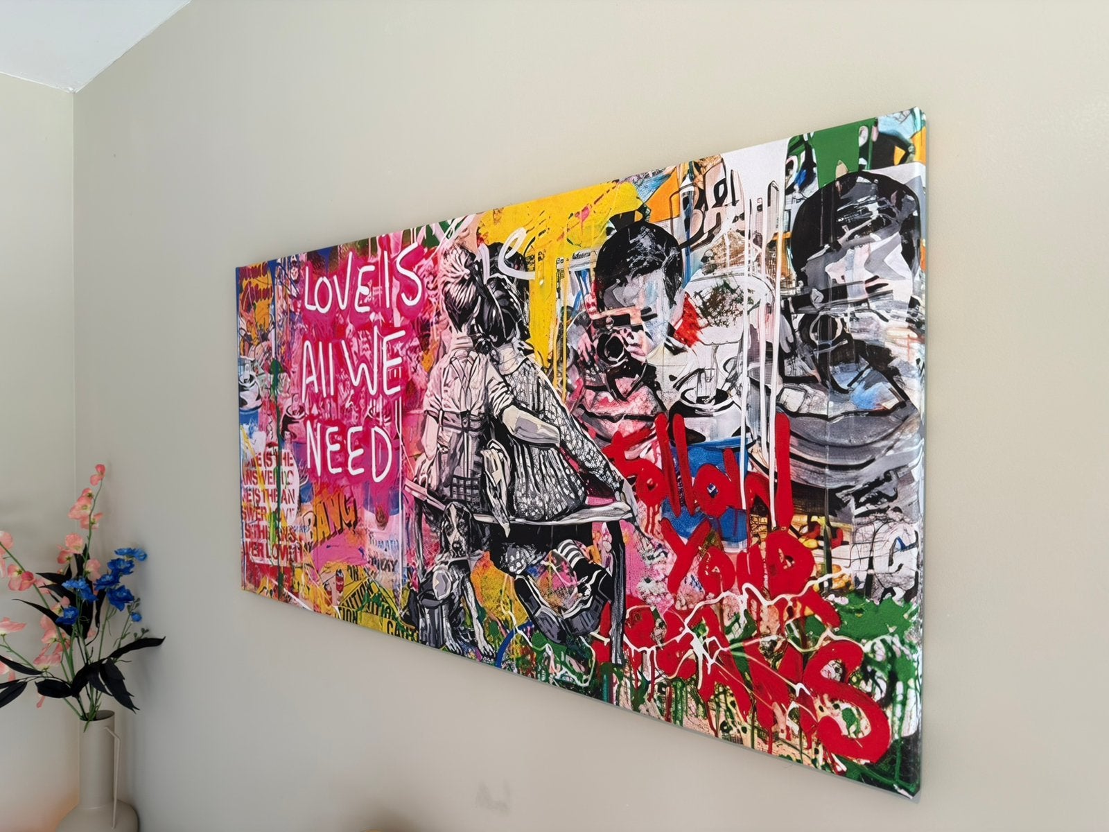 Banksy Love is All We Need canvas doek schilderij NIEUW!, 50 – 75, Oorspronkelijke maker, Nieuw, 125 cm of meer