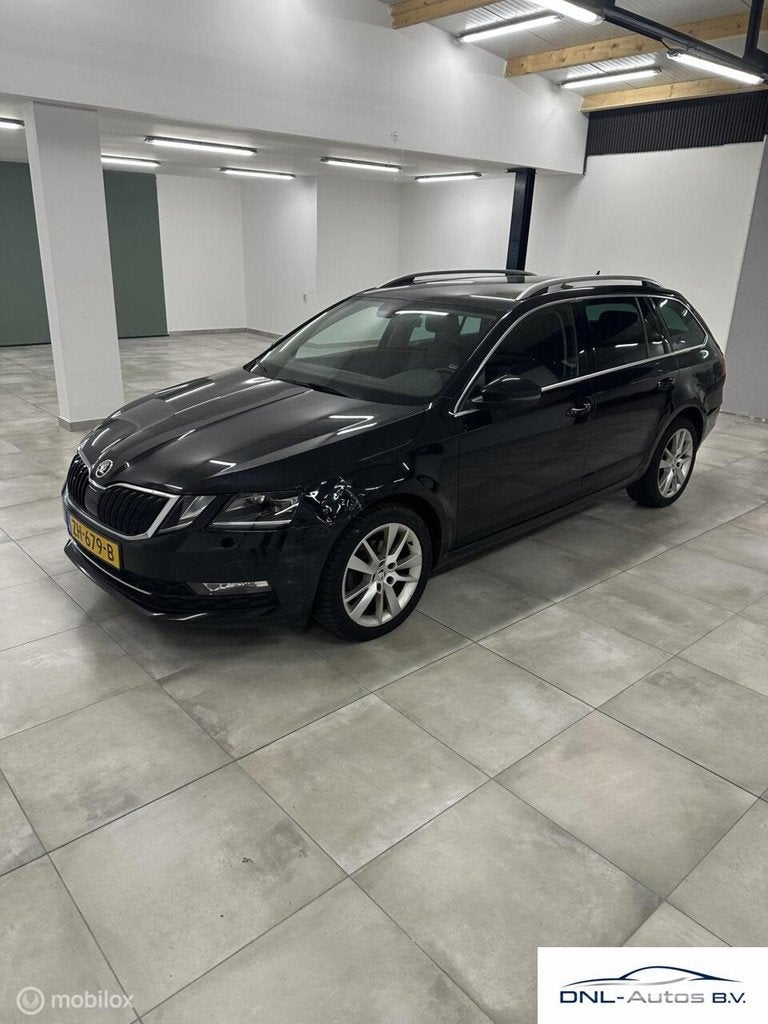 Skoda Octavia Combi 1.6 TDI EXPORT, Gebruikt, Euro 6, 4 cilinders, 116 pk