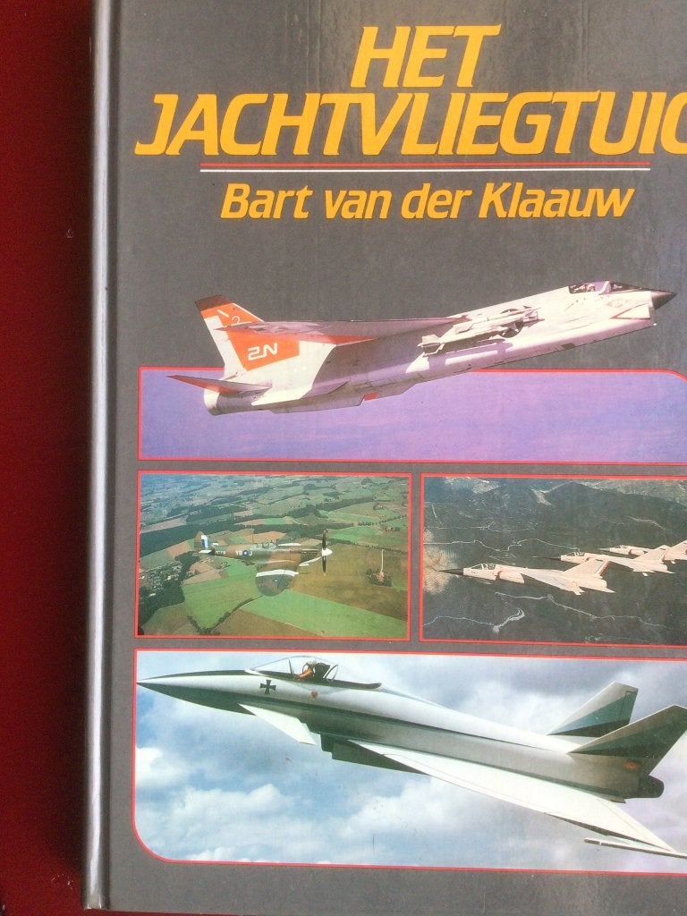 Het jachtvliegtuig door de jaren heen, Ophalen of Verzenden, 1945 tot heden, Zo goed als nieuw, Luchtmacht