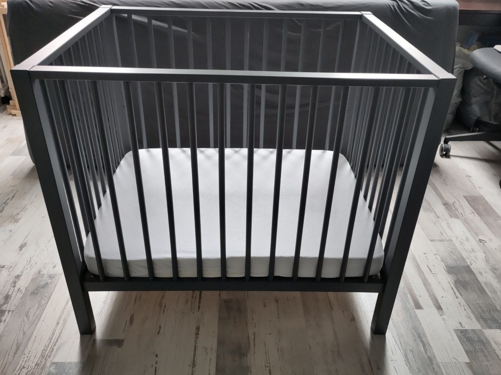 Box Robin II antraciet incl matras en hoeslakens, Ophalen, Zo goed als nieuw, Rechthoekig, In hoogte verstelbaar