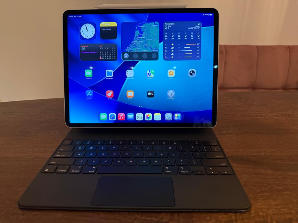 iPad Pro 12,9 inch (5th gen) incl Magic Keyboard en Pencil 2, Ophalen, 13 inch of meer, Zo goed als nieuw, Apple iPad Pro