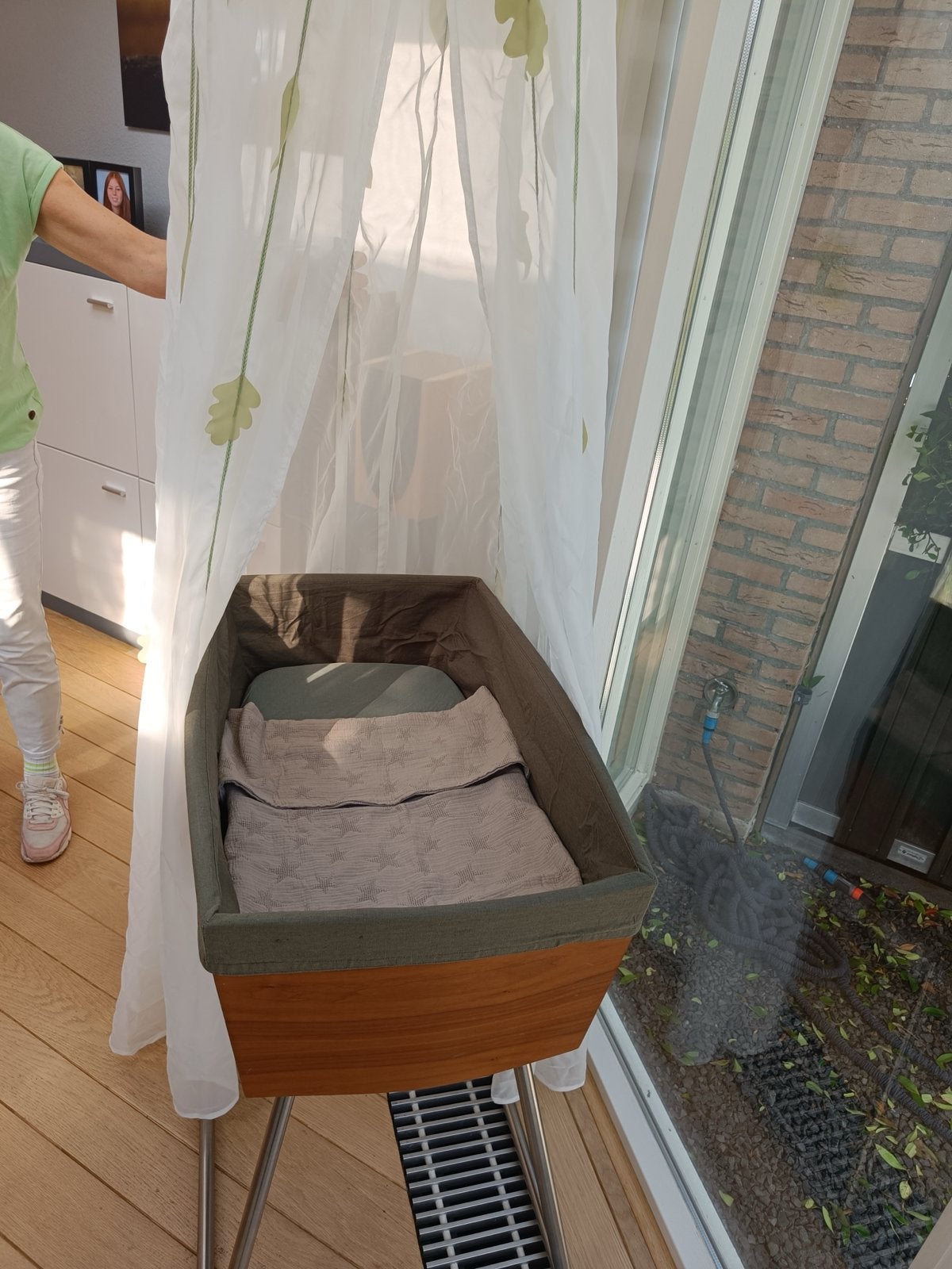 Stijlvolle wieg met hemeltje - Zo goed als nieuw, Ophalen, Zo goed als nieuw, Wieg