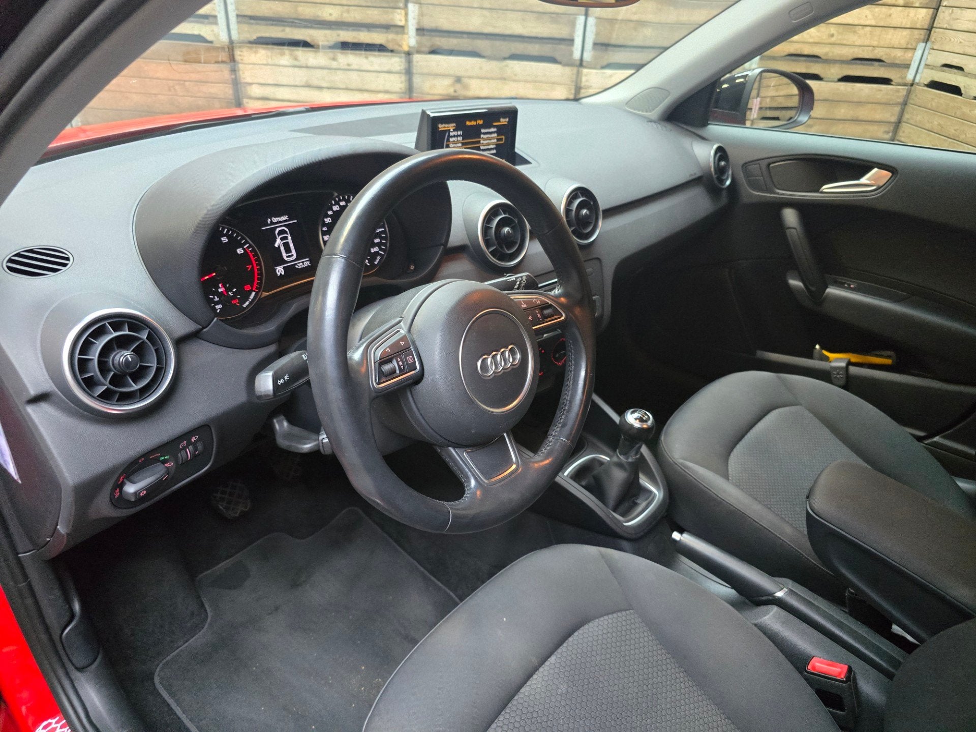 Audi A1 Sportback 1.0 TFSI Adrenalin Two Tone Navigatie Crui, Auto's, Audi, Voorwielaandrijving, Stof, 95 pk, 4 stoelen