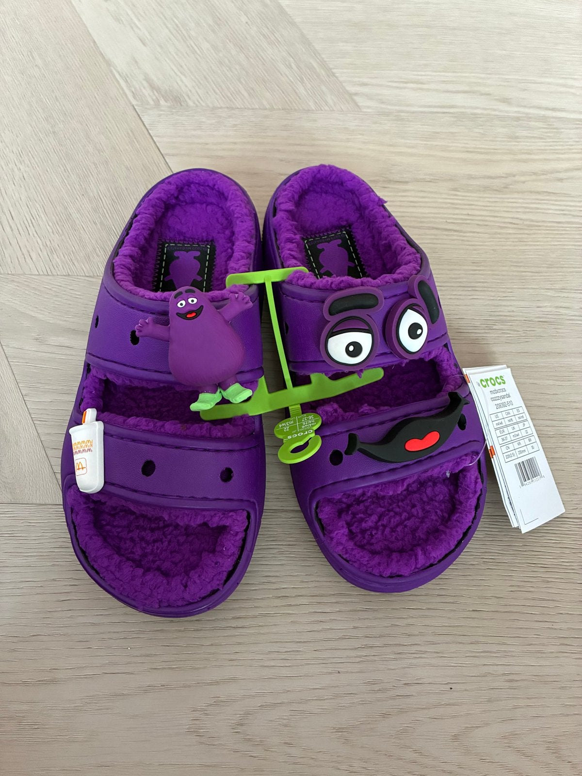 Crocs McDonald's Grimace Cozzzy - Maat 37-38, Overige kleuren, Nieuw, Sandalen of Muiltjes, Ophalen of Verzenden