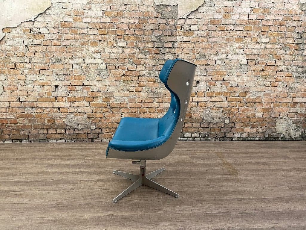 Poltrona Frau Regina Swivel Chair bij TheReSales, Ophalen, Design, 75 tot 100 cm, Zo goed als nieuw