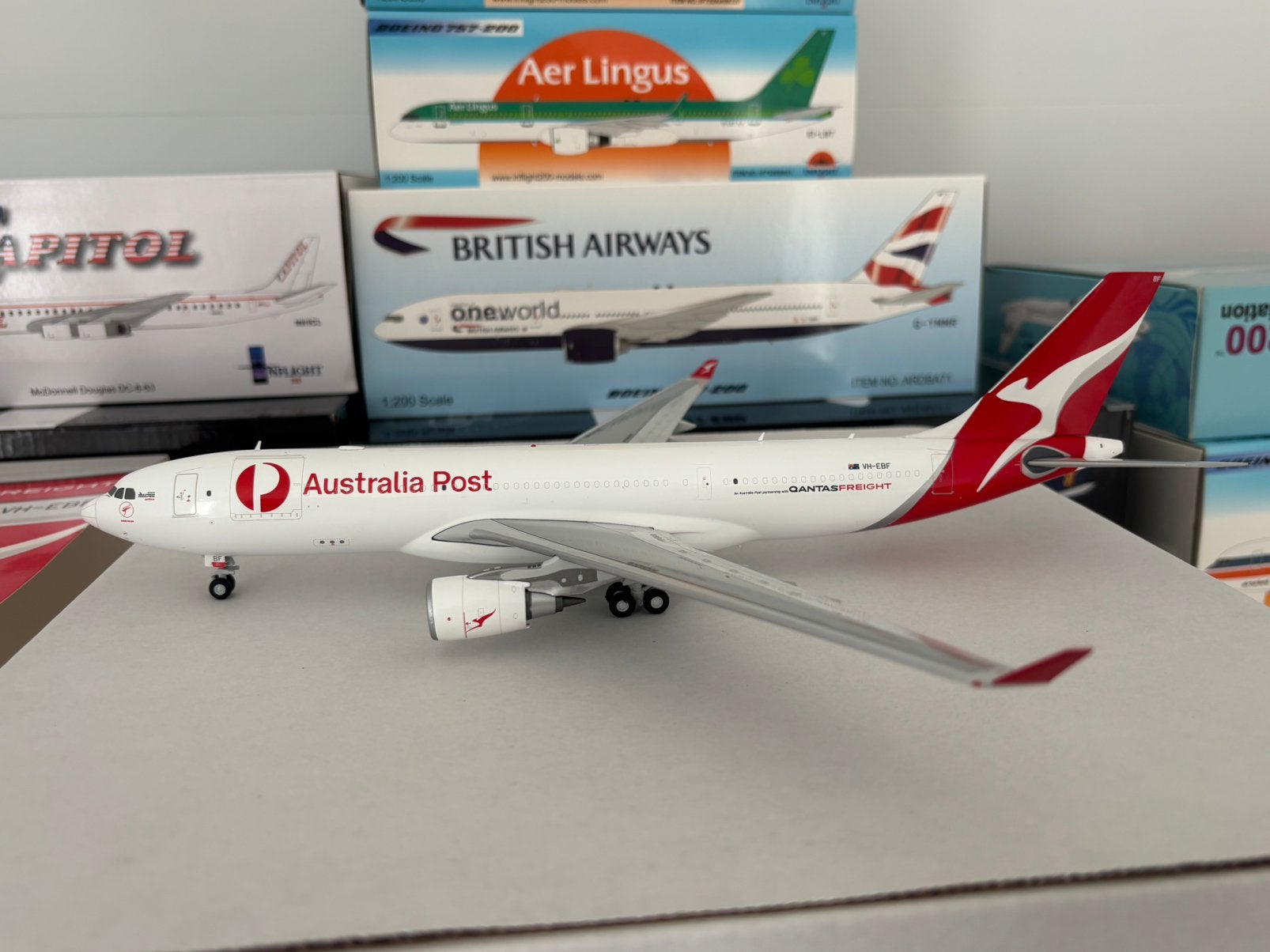 JC Wings Australia Post Airbus A330 1/200, Ophalen of Verzenden, Zo goed als nieuw, Schaalmodel