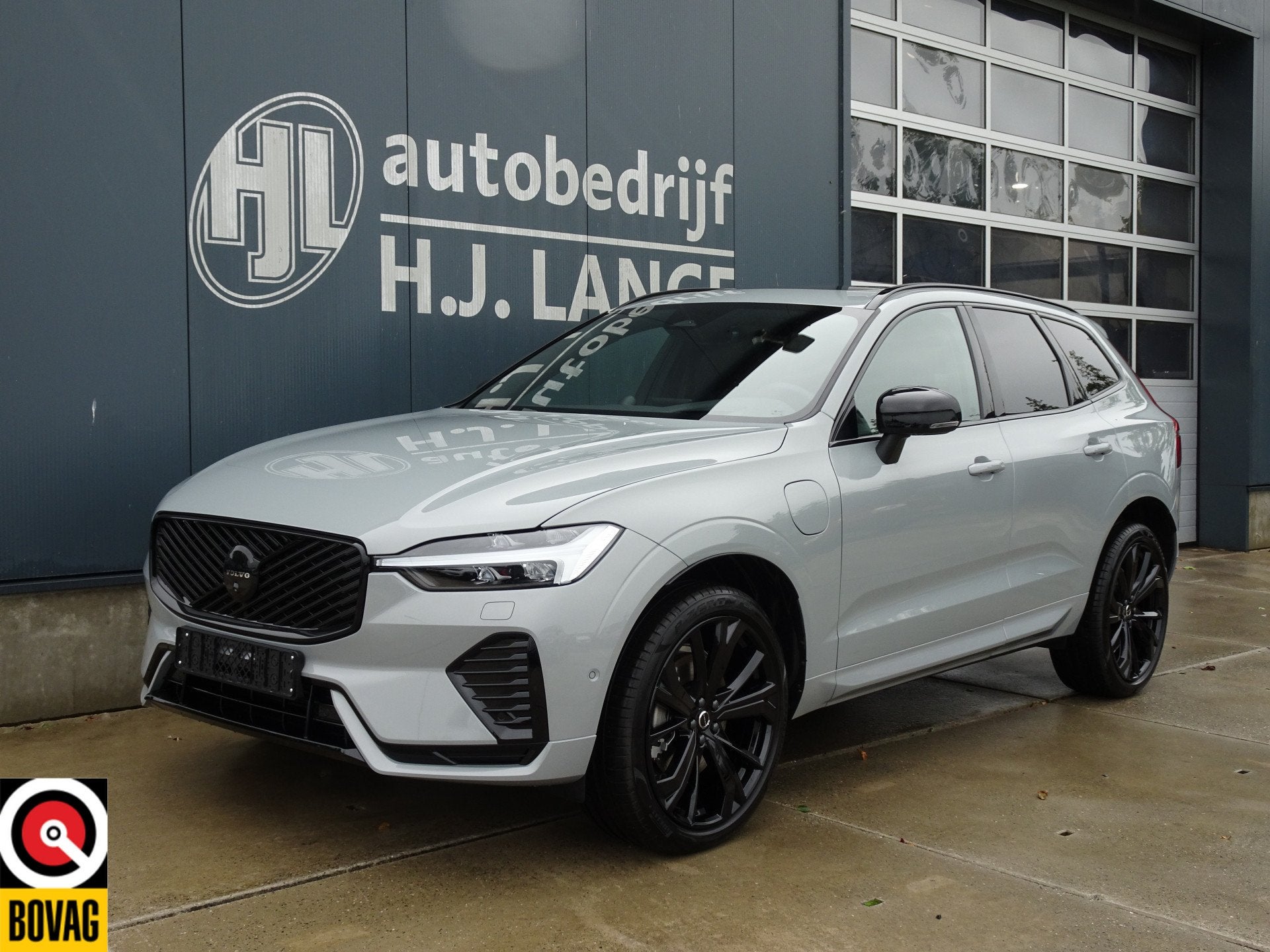 Volvo XC60 2.0 T8 Plug-in hybrid AWD Ultra Black Edition, Auto's, Automaat, 12 maanden, Gebruikt, 4 cilinders