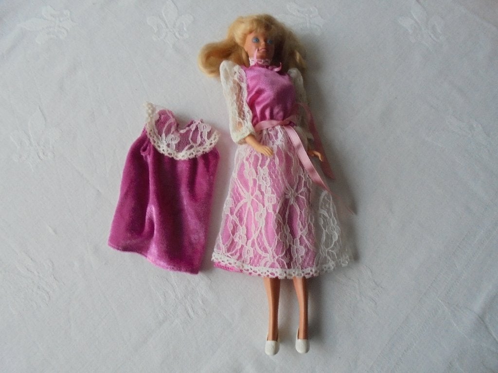 Barbie mattel 1966 Philippines, Verzamelen, Poppen, Ophalen of Verzenden, Gebruikt, Pop