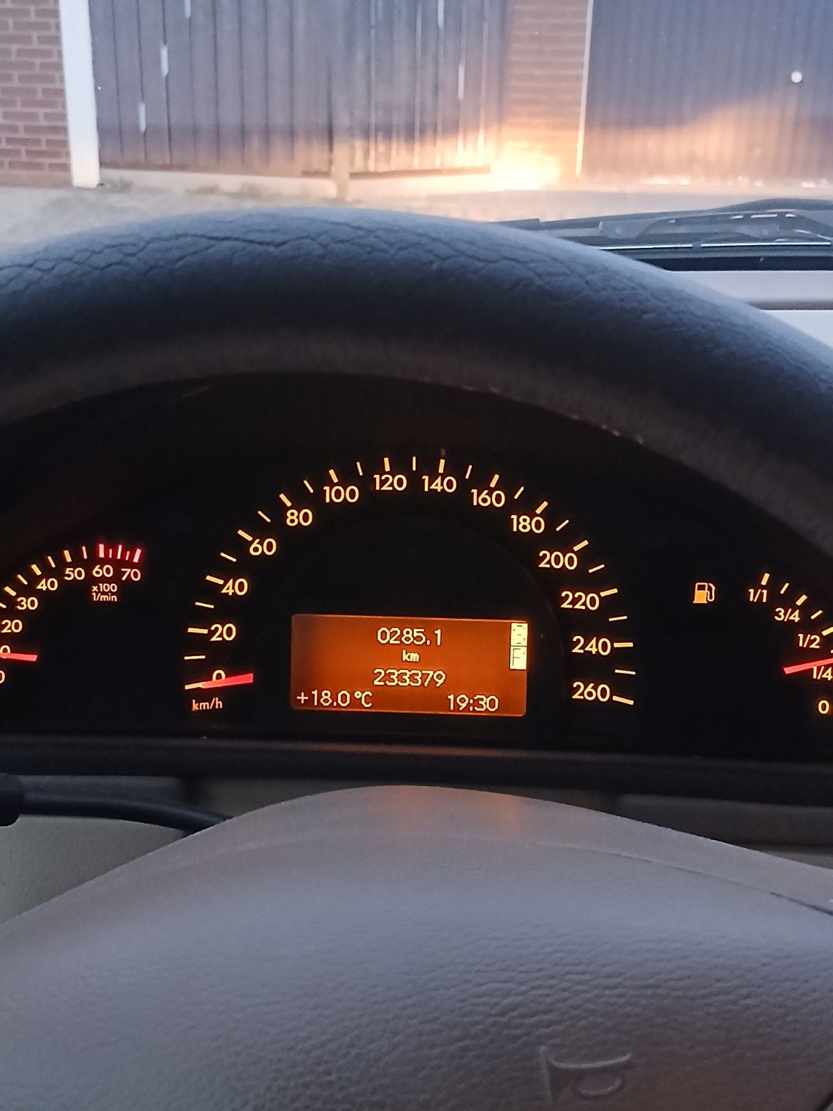 moet weg !!! Mercedes-Benz  2.0 C180 Combi AUT 2002 Zwart, Auto's, Automaat, 1998 cc, Achterwielaandrijving, 4 cilinders