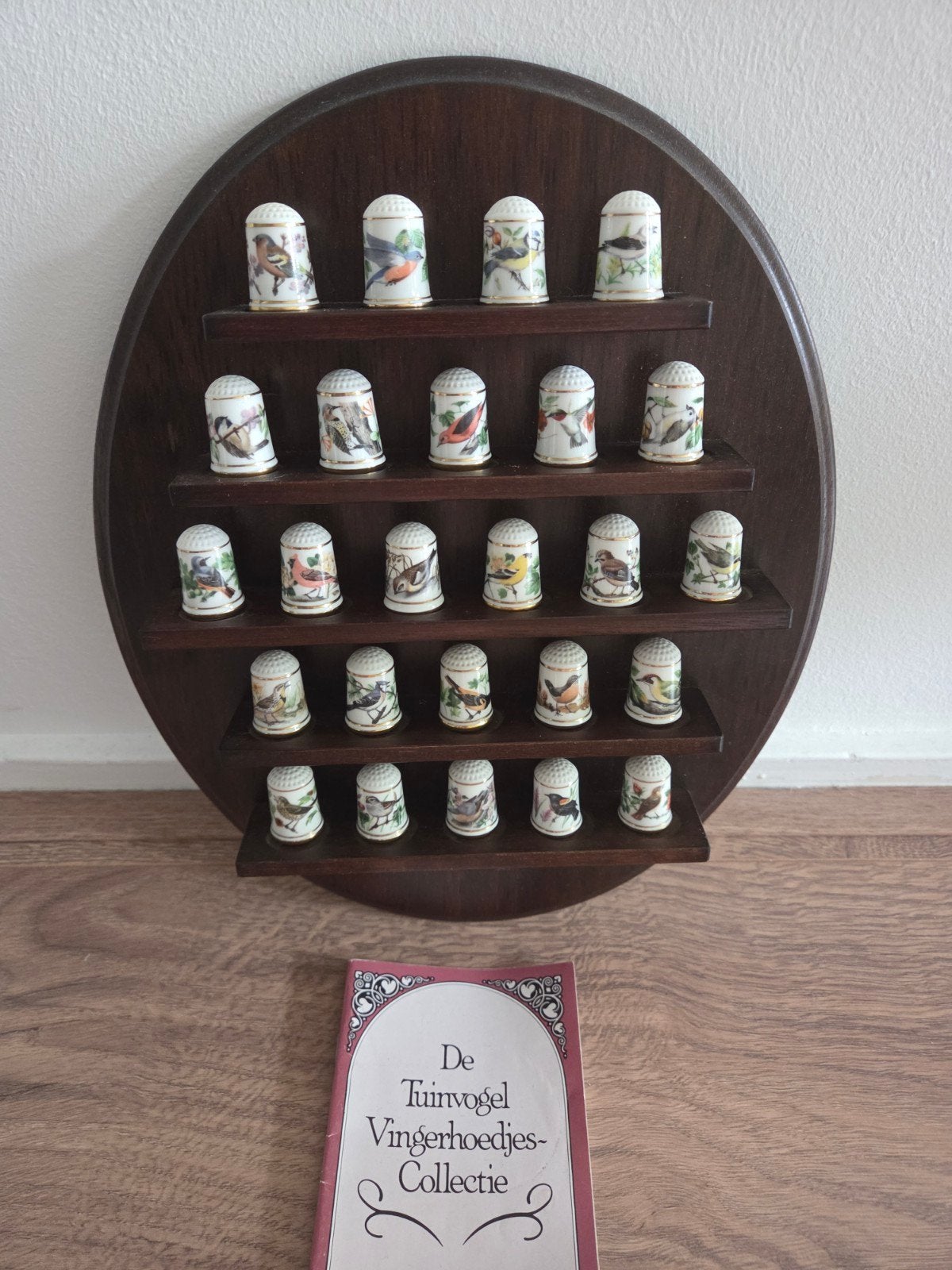 Franklin Mint Tuinvogel vingerhoedjes collectie + Display, Ophalen, Zo goed als nieuw, Porselein