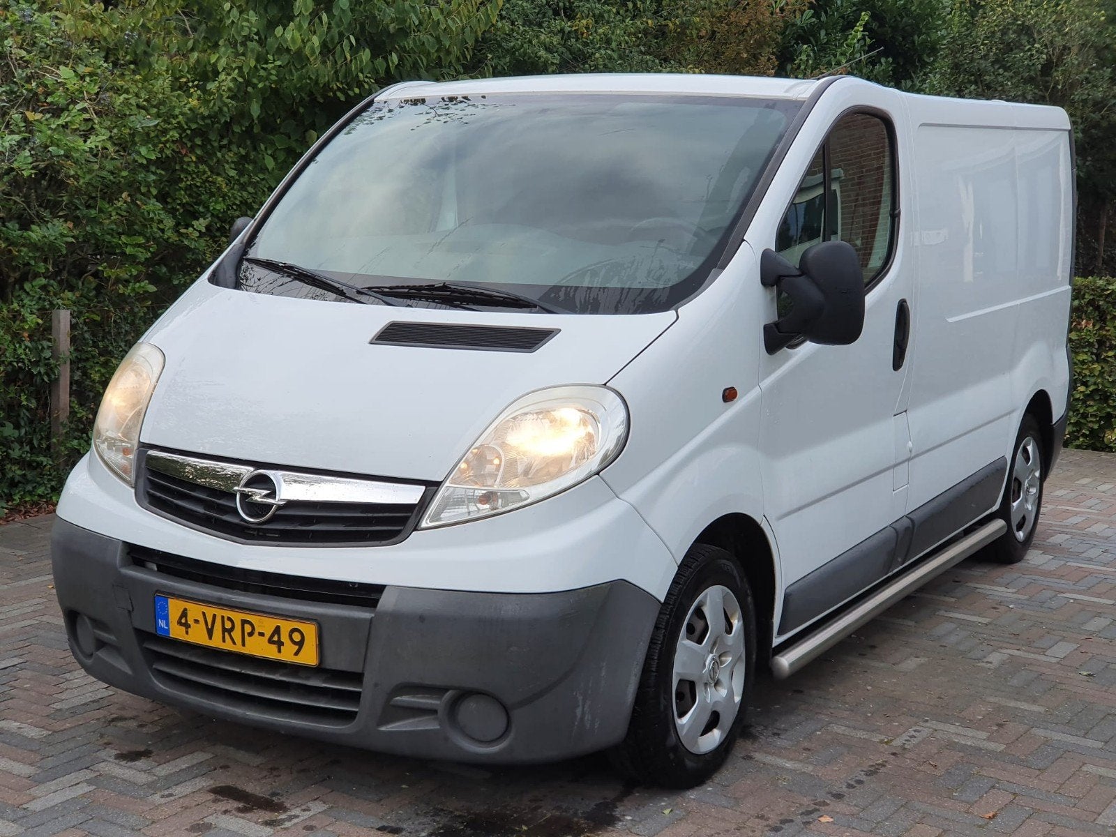 Opel Vivaro 2.0 D 66KW 2011, Voorwielaandrijving, 1716 kg, 1995 cc, 4 cilinders