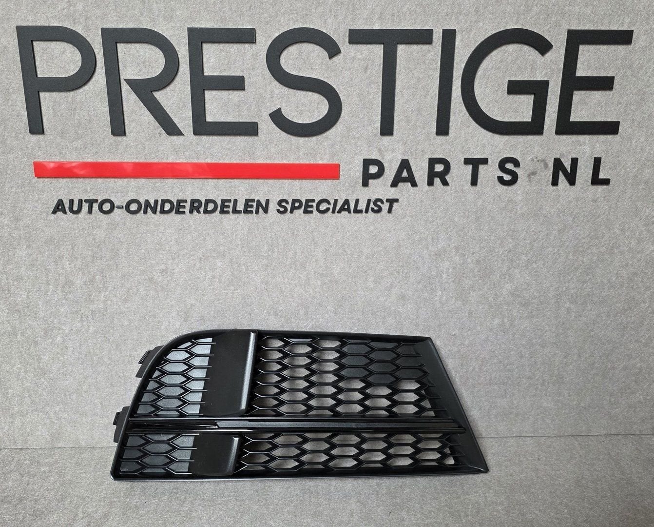 Bumper Rooster AUDI A3 8V FACELIFT S3 8V3807682Q Rechts 8V0, Gebruikt, -, Ophalen of Verzenden, -