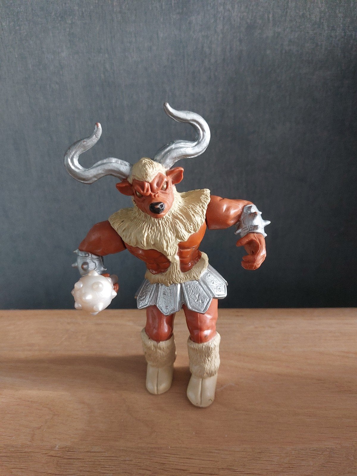 Vintage power Rangers Minotaur Stier Monster met 2 wapens, Ophalen of Verzenden, Gebruikt