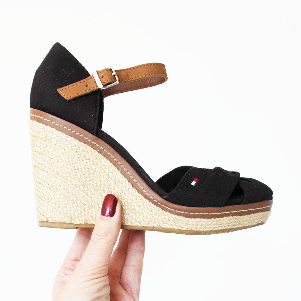 Zeer Mooie Tommy Hilfiger Sleehakken -s6 (Maat 36) € 55,-, Overige kleuren, Zo goed als nieuw, Tommy Hilfiger, Sandalen of Muiltjes