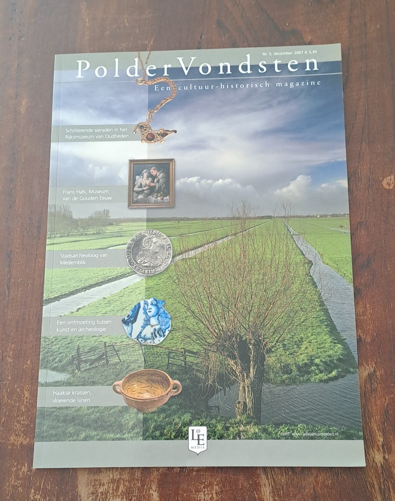 Archeologie tijdschriften: Nieuw Land & PolderVondsten, Ophalen of Verzenden, Gelezen, Wetenschap en Natuur