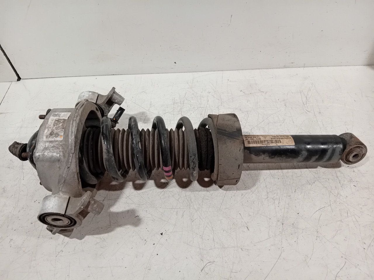 Veerpoot rechts achter Porsche Cayenne, Onderdelen@venauto.nl, Van der Ven Autorecycling B.V., Gebruikt, Ettenseweg 76, 4706 PB Roosendaal, The Netherlands